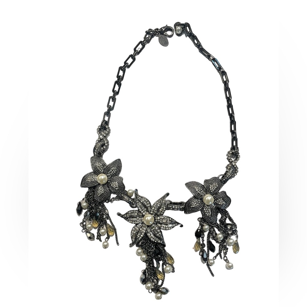 White House Black Market Statement Necklace